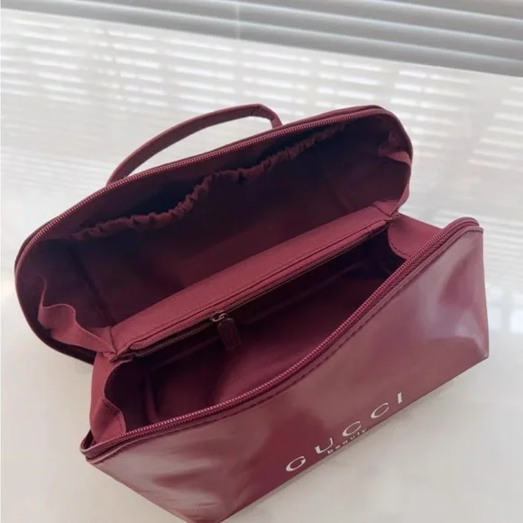 Gucci Beauty Burgundy Cosmetic Bag - Picture 4 of 8